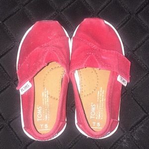 Red Canvas Tiny TOMS Classics 2.0